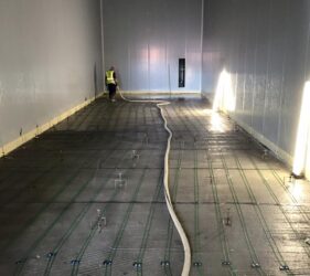DC Poultry Rathcoole, UFH screed in blast chiller_Fast Floor Screed Ltd